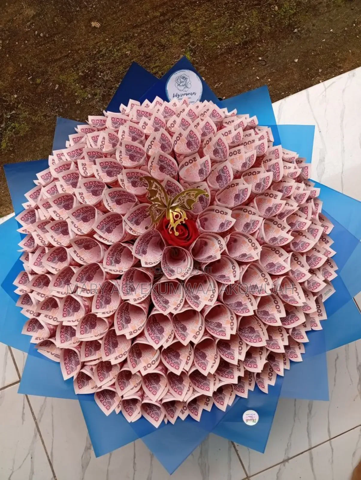 Money Bouquets With Forals