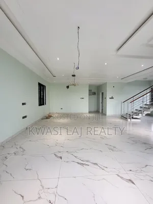 5bdrm House in Oyarifa for sale