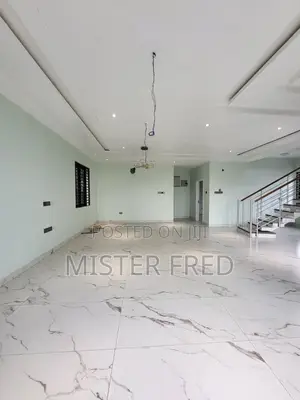 5bdrm House in Oyarifa for sale