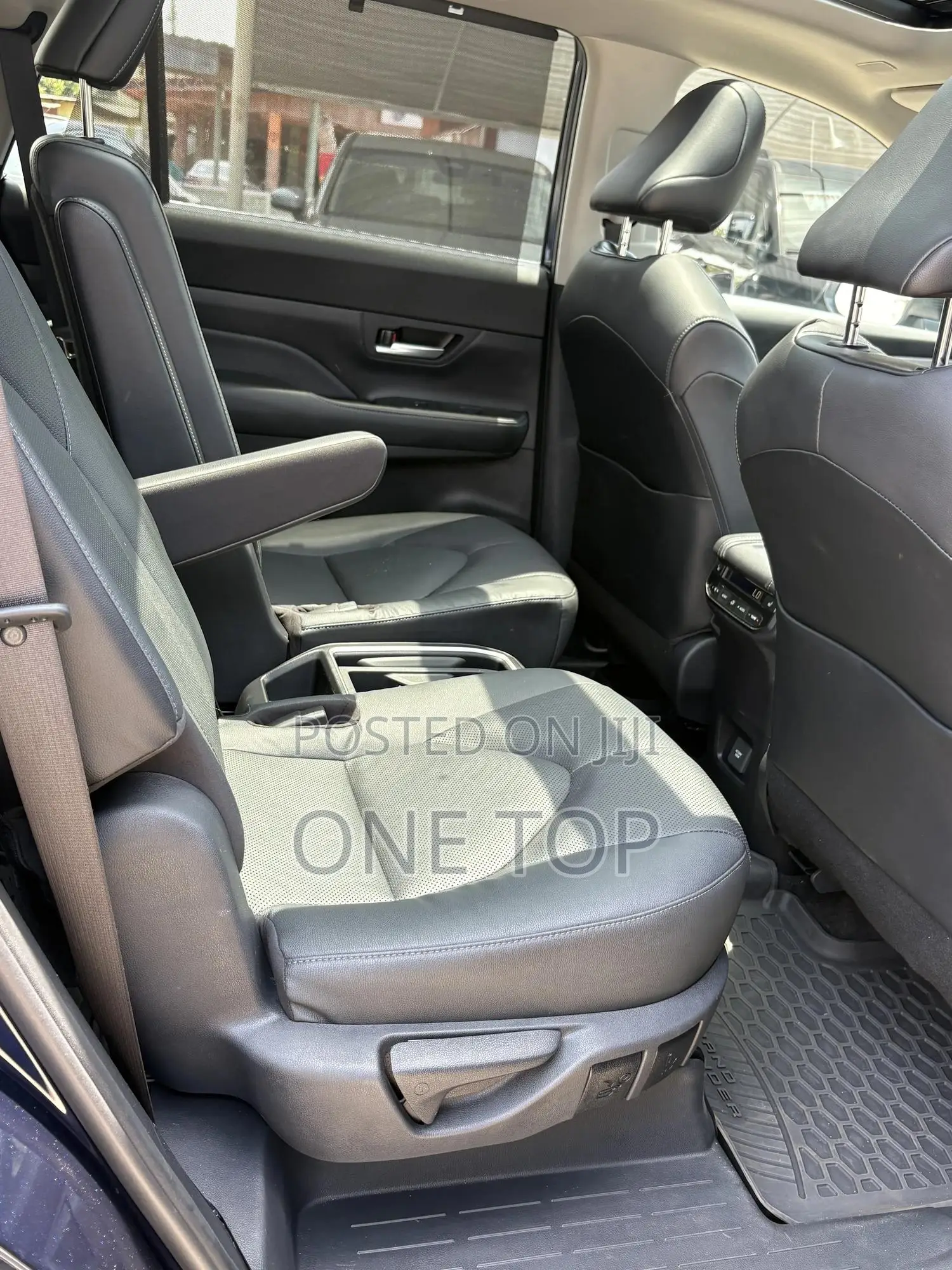 Toyota Grand Highlander Limited 2025 Blue