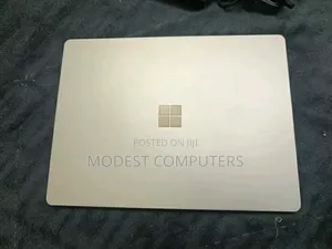 New Laptop Microsoft Surface Laptop Go 2 16GB Intel Core i5 SSD 512GB