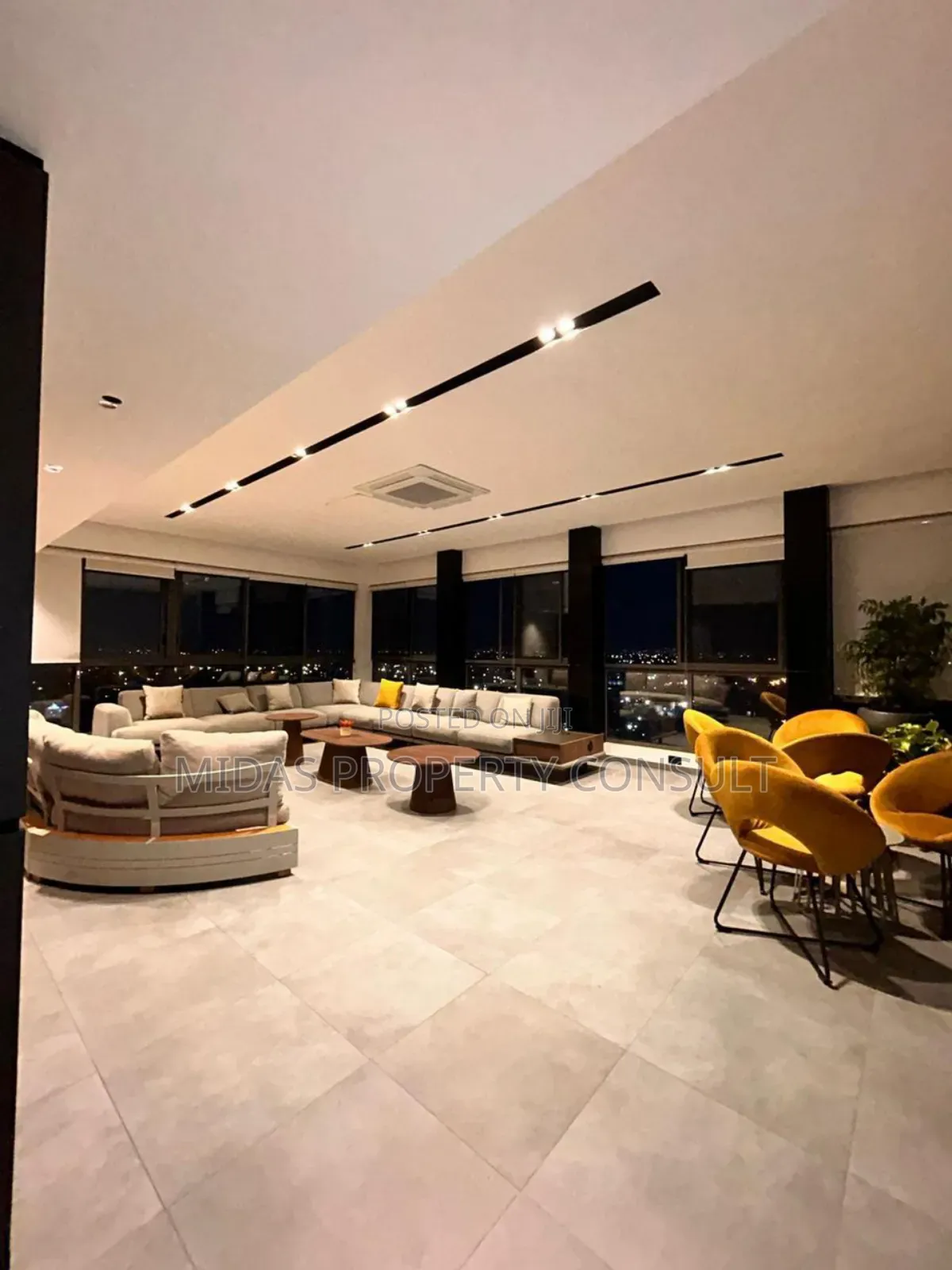 Furnished 1bdrm Apartment in Nova, Shopping Arcade Area for sale