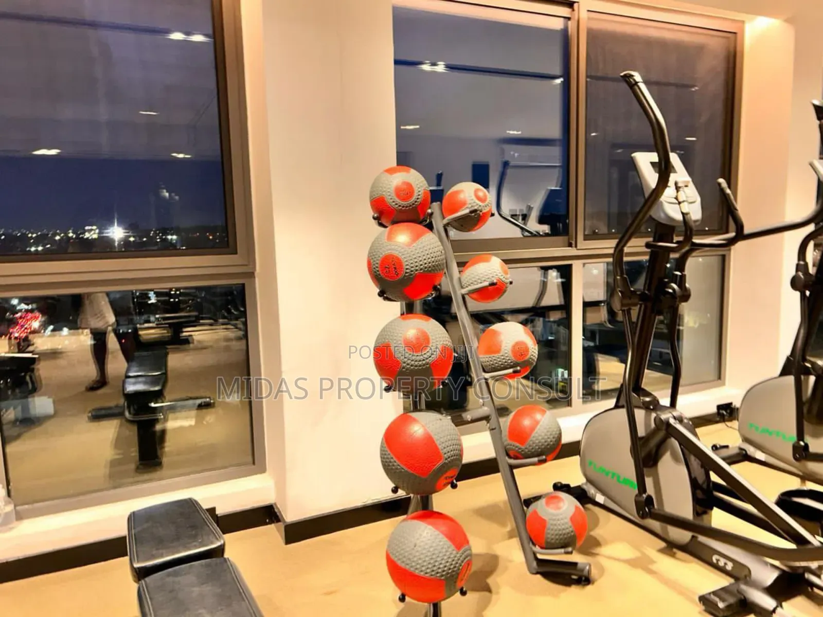 Furnished 1bdrm Apartment in Nova, Shopping Arcade Area for sale