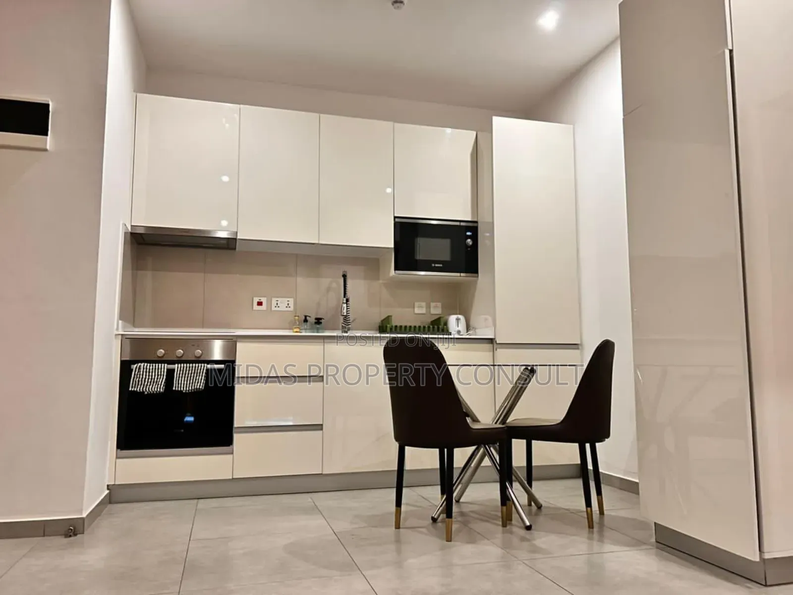 Furnished 1bdrm Apartment in Nova, Shopping Arcade Area for sale