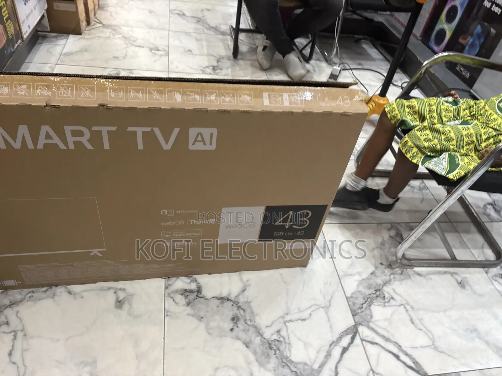 Natural Vivid Color Lg 43" Hd Lr60 Smart Tv (2024) [43lr60006la]