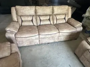 Beautiful Complete Sofa Set