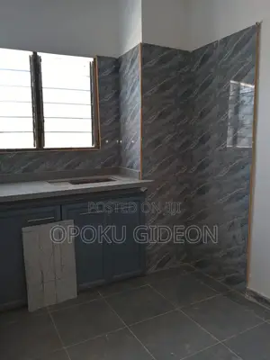 1bdrm Room & Parlour in Canada, Olebu for rent