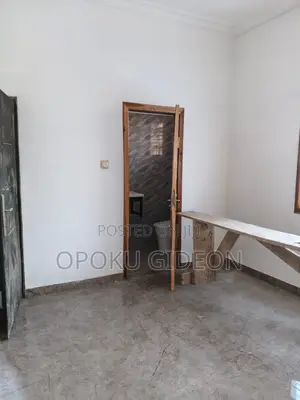 1bdrm Room & Parlour in Canada, Olebu for rent