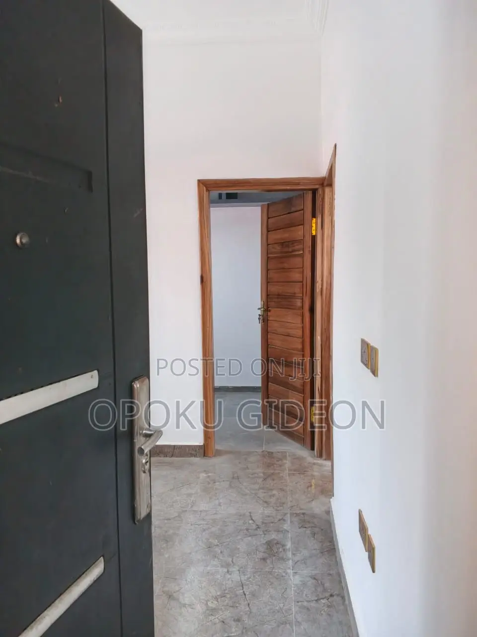 1bdrm Room & Parlour in Canada, Olebu for rent