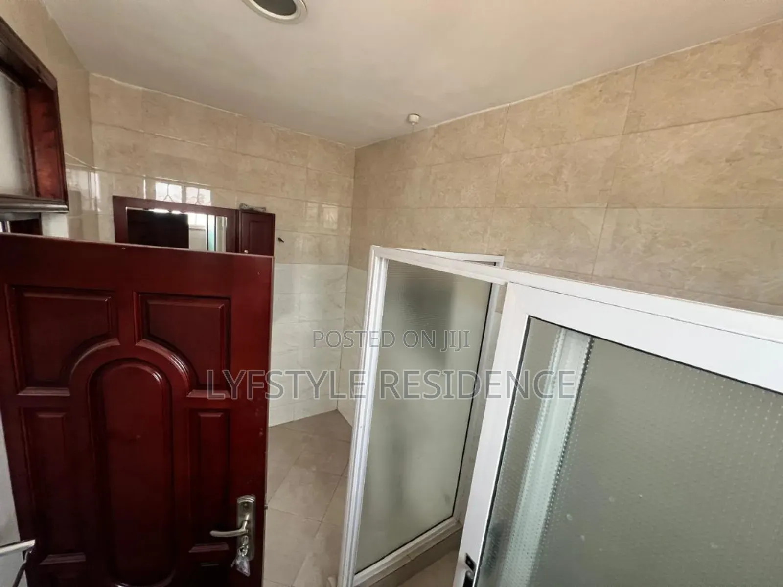 3bdrm Apartment in North Legon for rent