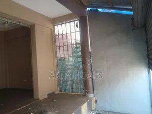 Prime Area Shop for Rent in Madina Market