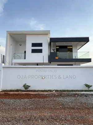 4bdrm House in Lakeside Estate for sale