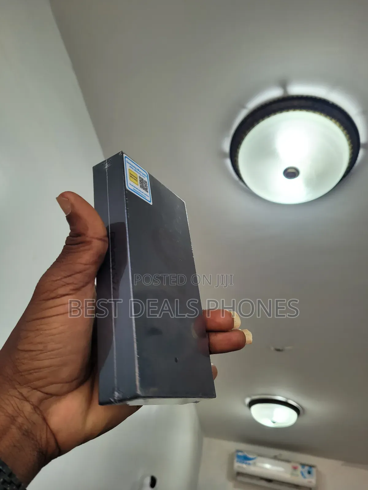 New Samsung Galaxy S22 5G 256 GB Black