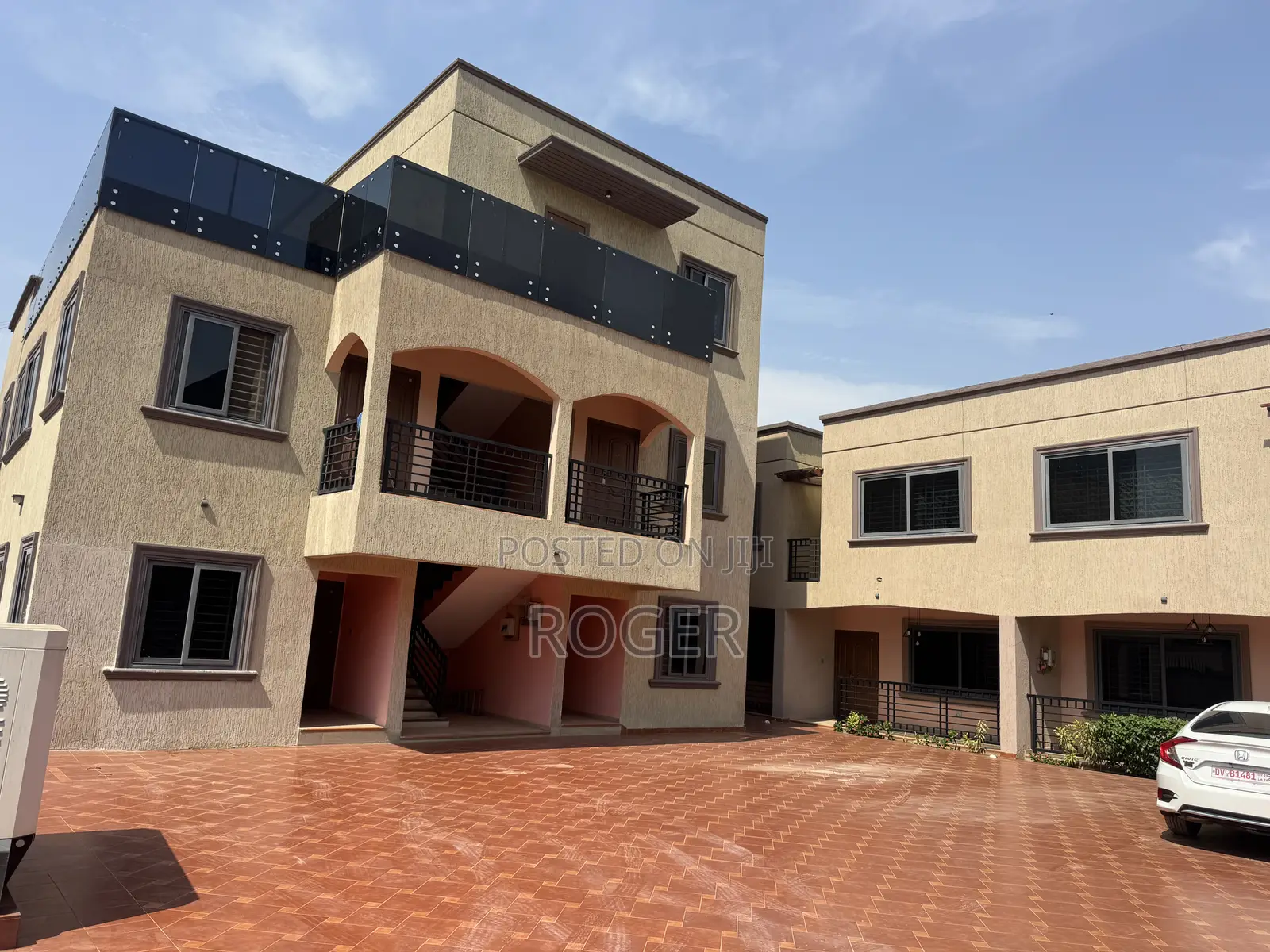 Furnished 2bdrm Apartment in Madina for rent