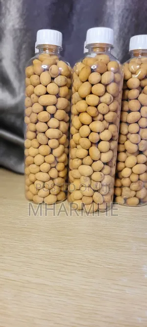 Coated Peanuts (Nkatie Burger)