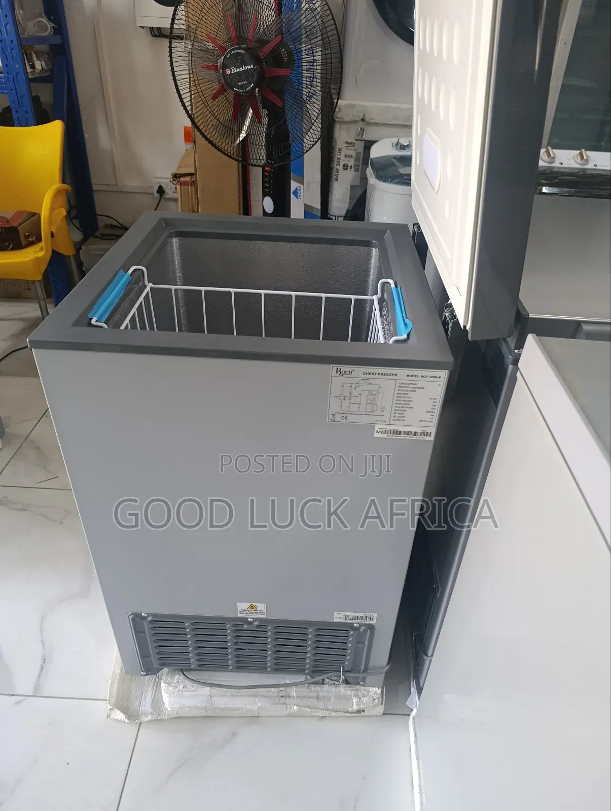 Roch Chest Freezer 100 L (Rcf-120-B)