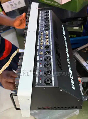 Yamaha X-1200 12channel Powered Mixer With Usb/Bluetooth
