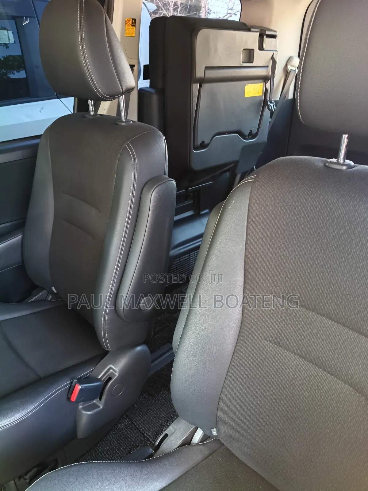 Toyota Voxy 2013 Black