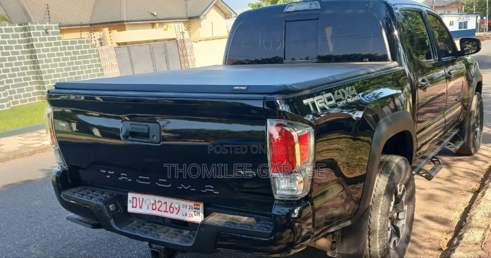 Toyota Tacoma TRD Pro Double Cab 5' Bed V6 AT 2023 Black