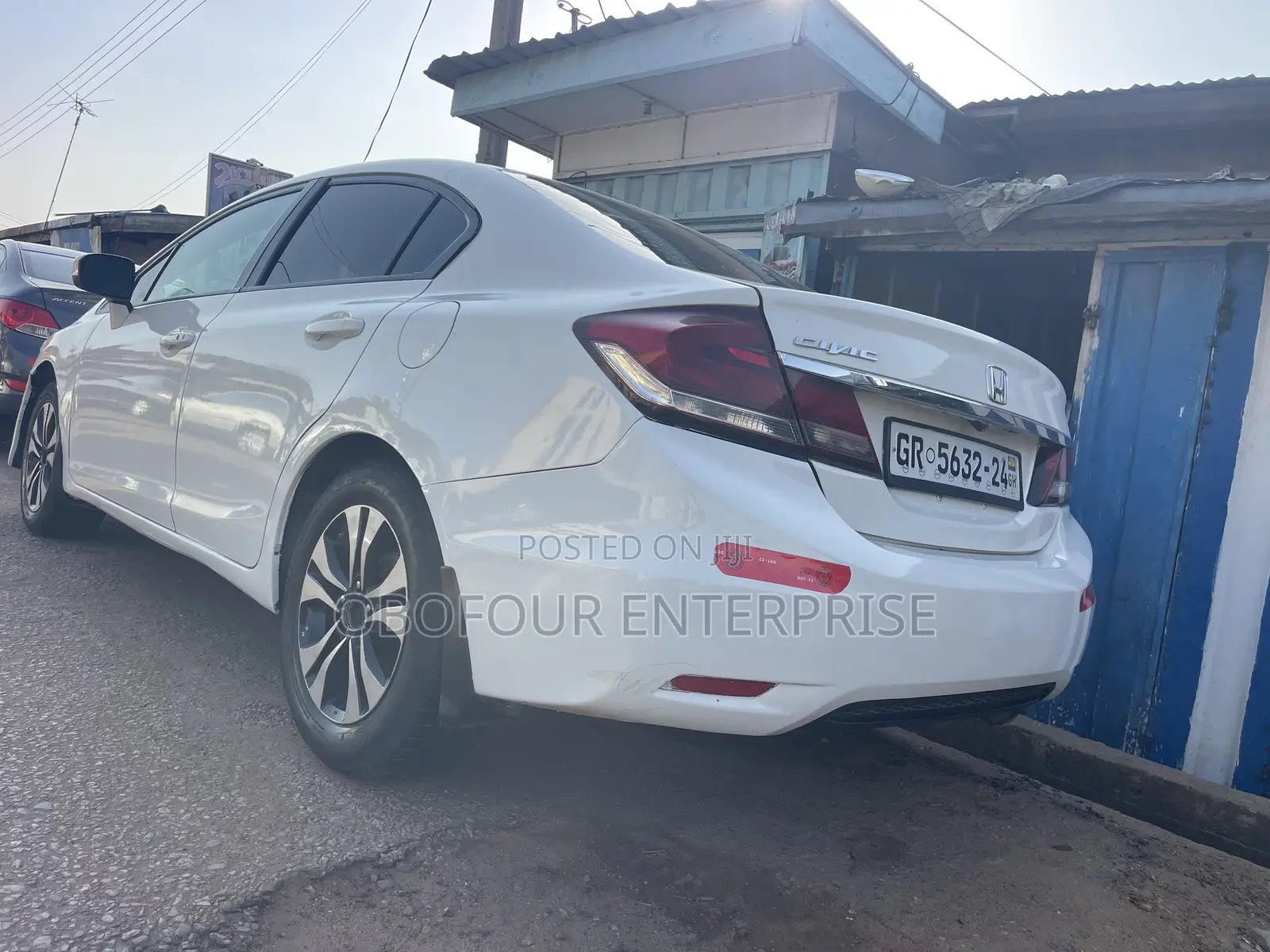 Honda Civic LX 4dr Sedan (1.8L 4cyl 5M) 2014 White