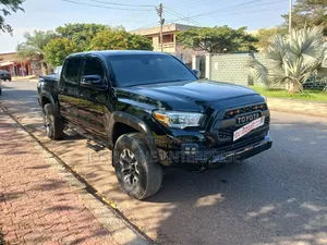 Toyota Tacoma TRD Off Road Double Cab 6' Bed V6 AT 2023 Black