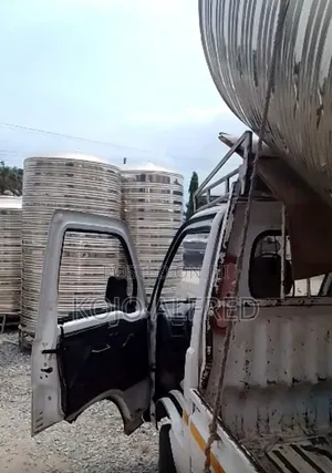 Abossoy Okai Truck Vehicle for Hiring and Renting in and Outside Accra
