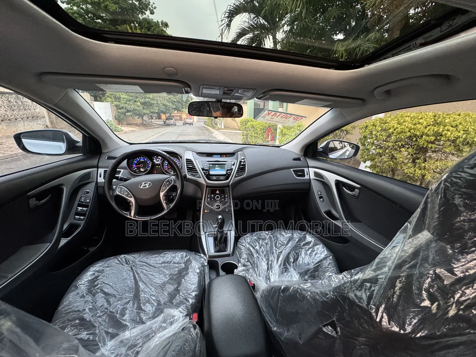 Hyundai Elantra 2015 White