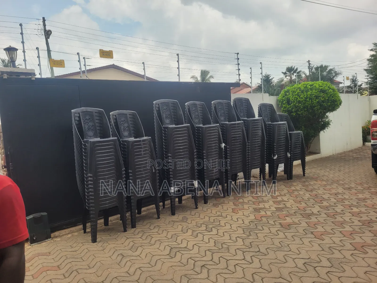 Armless Plastic Chairs