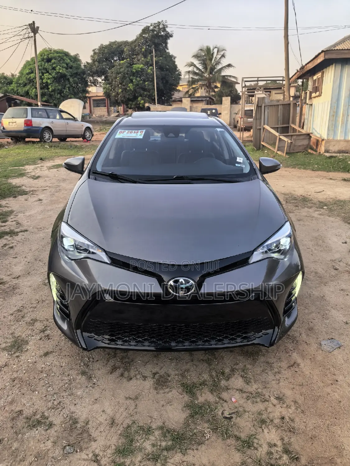 Toyota Corolla XSE 4dr Sedan (1.8L 4cyl CVT) 2017 Gray
