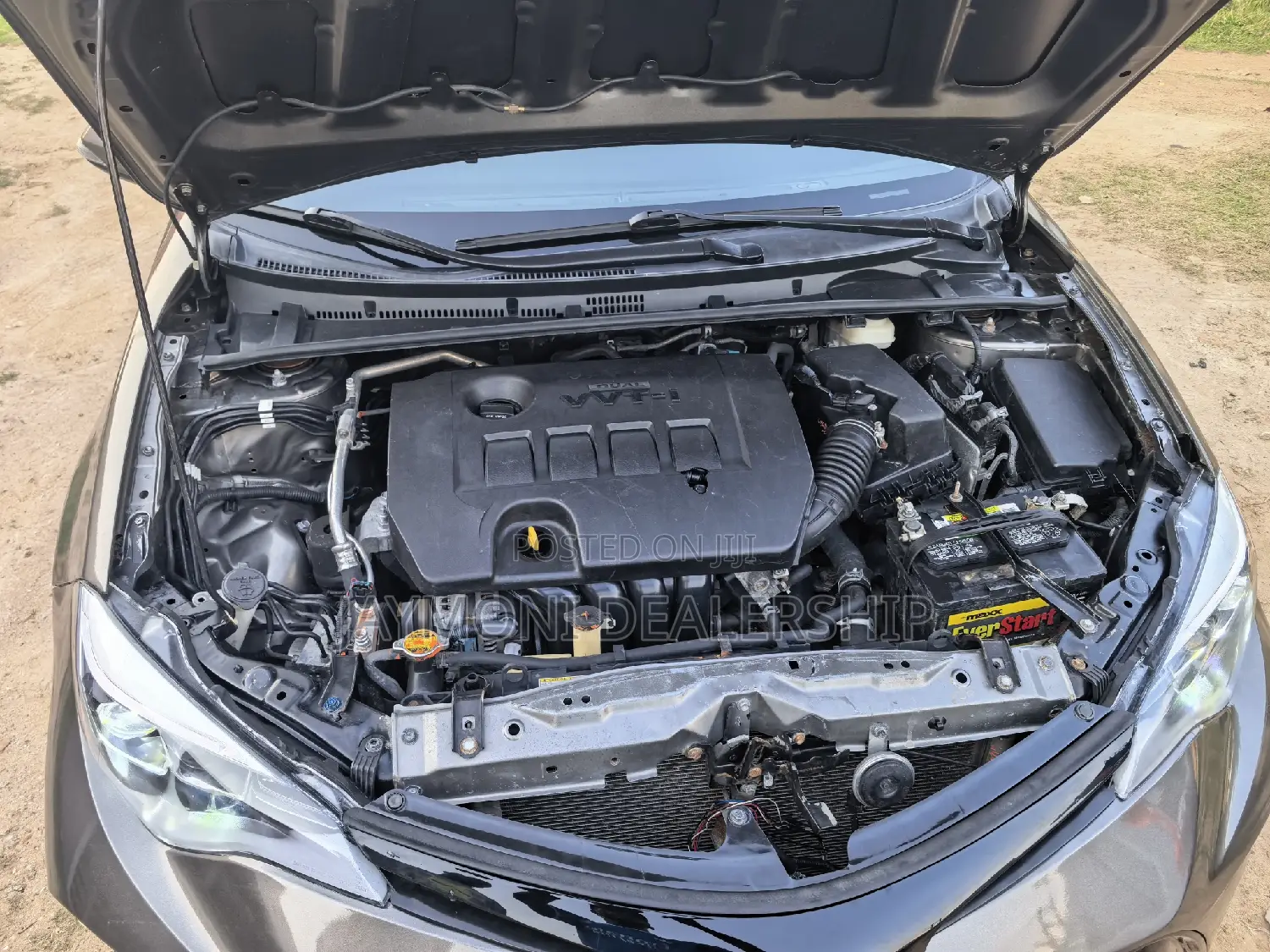 Toyota Corolla XSE 4dr Sedan (1.8L 4cyl CVT) 2017 Gray