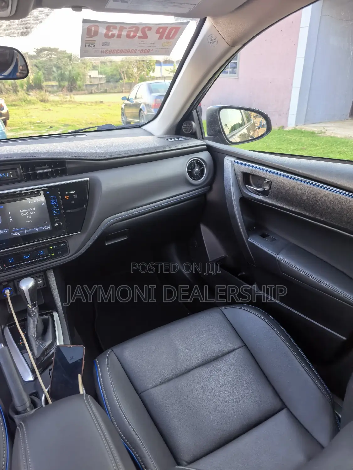 Toyota Corolla XSE 4dr Sedan (1.8L 4cyl CVT) 2017 Gray