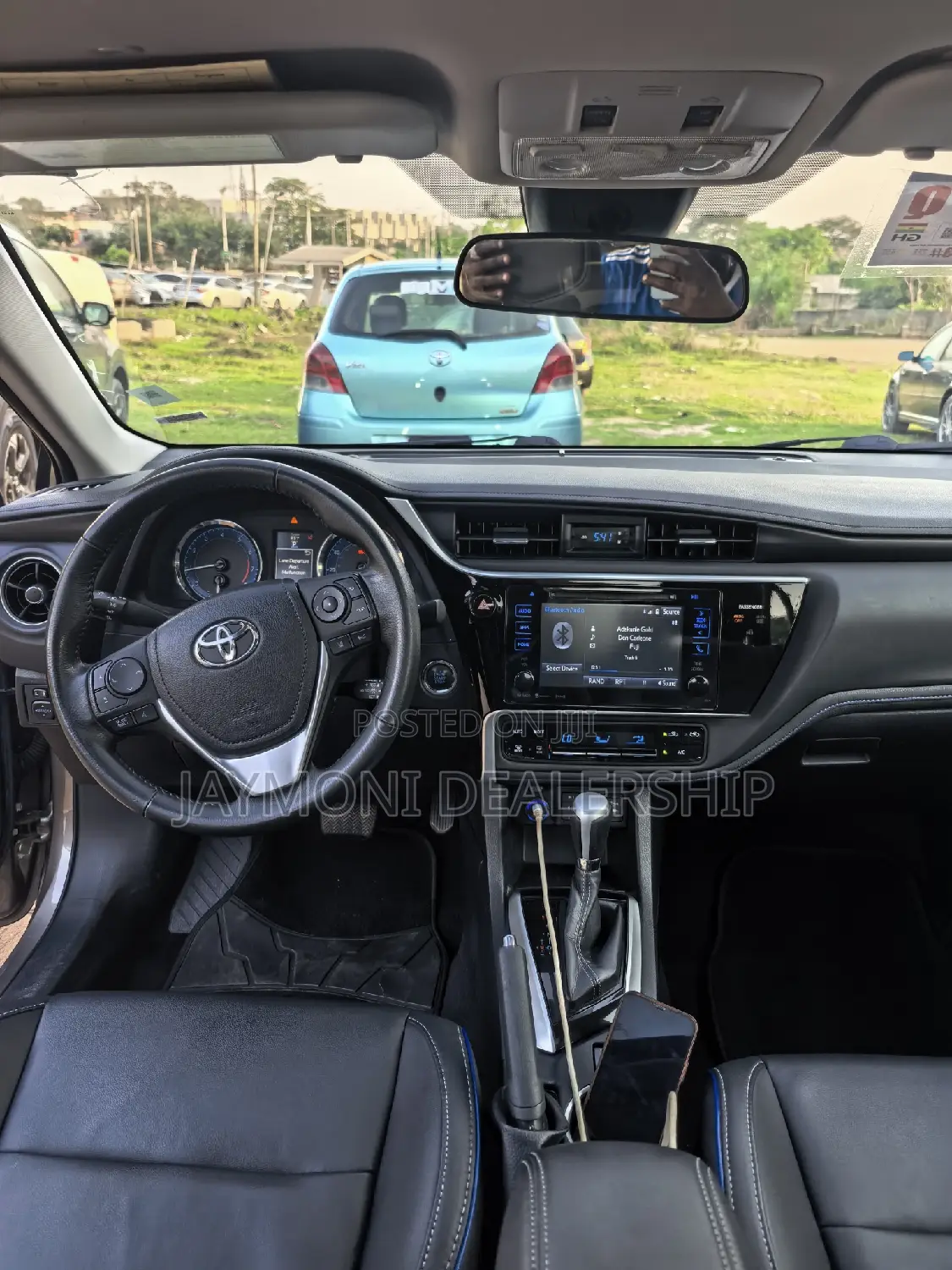 Toyota Corolla XSE 4dr Sedan (1.8L 4cyl CVT) 2017 Gray
