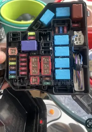 Toyota Vitz Relay and Fuse Box