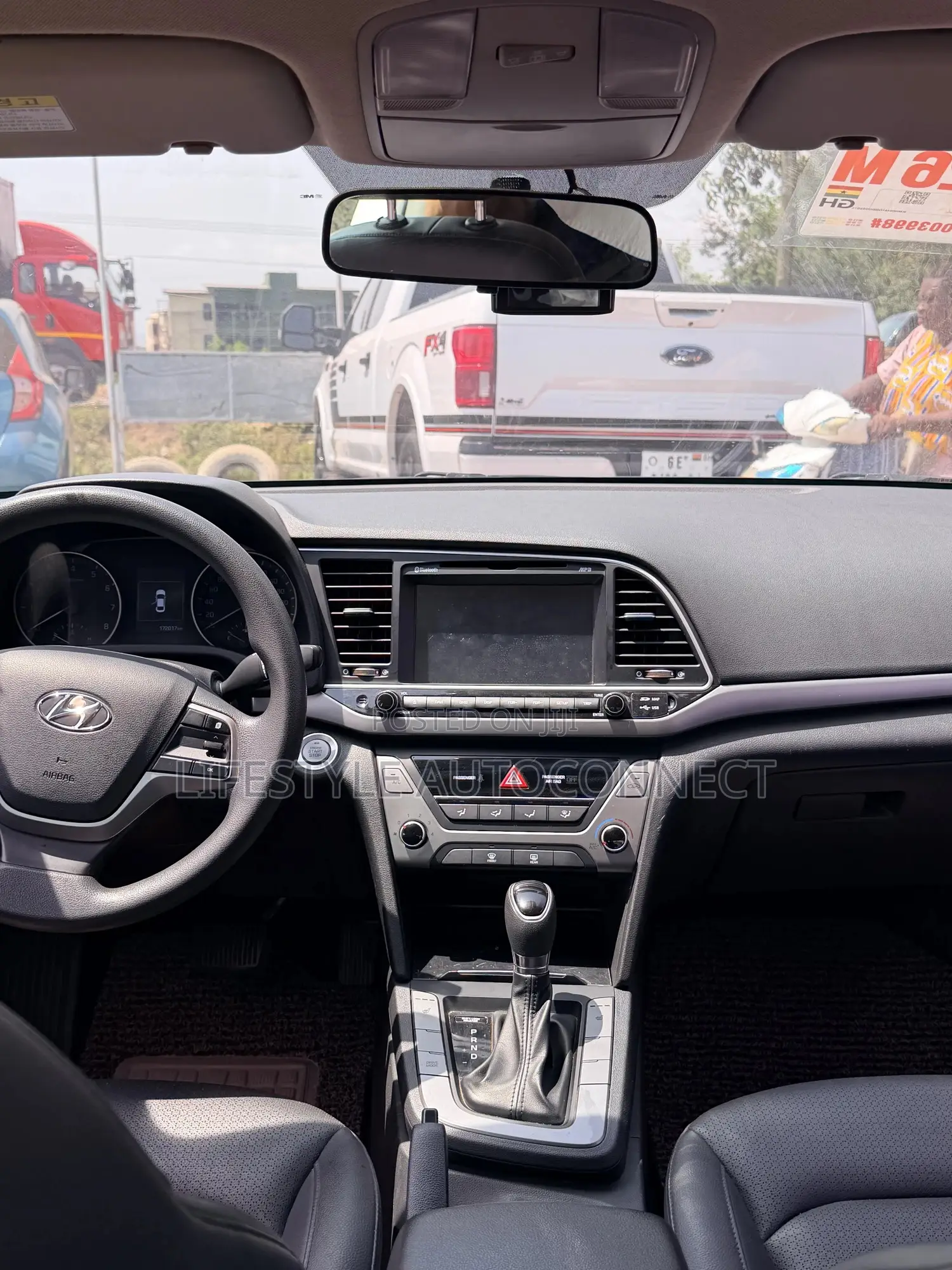 Hyundai Avante 2017 White