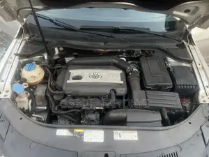 Volkswagen Passat 2013 Silver