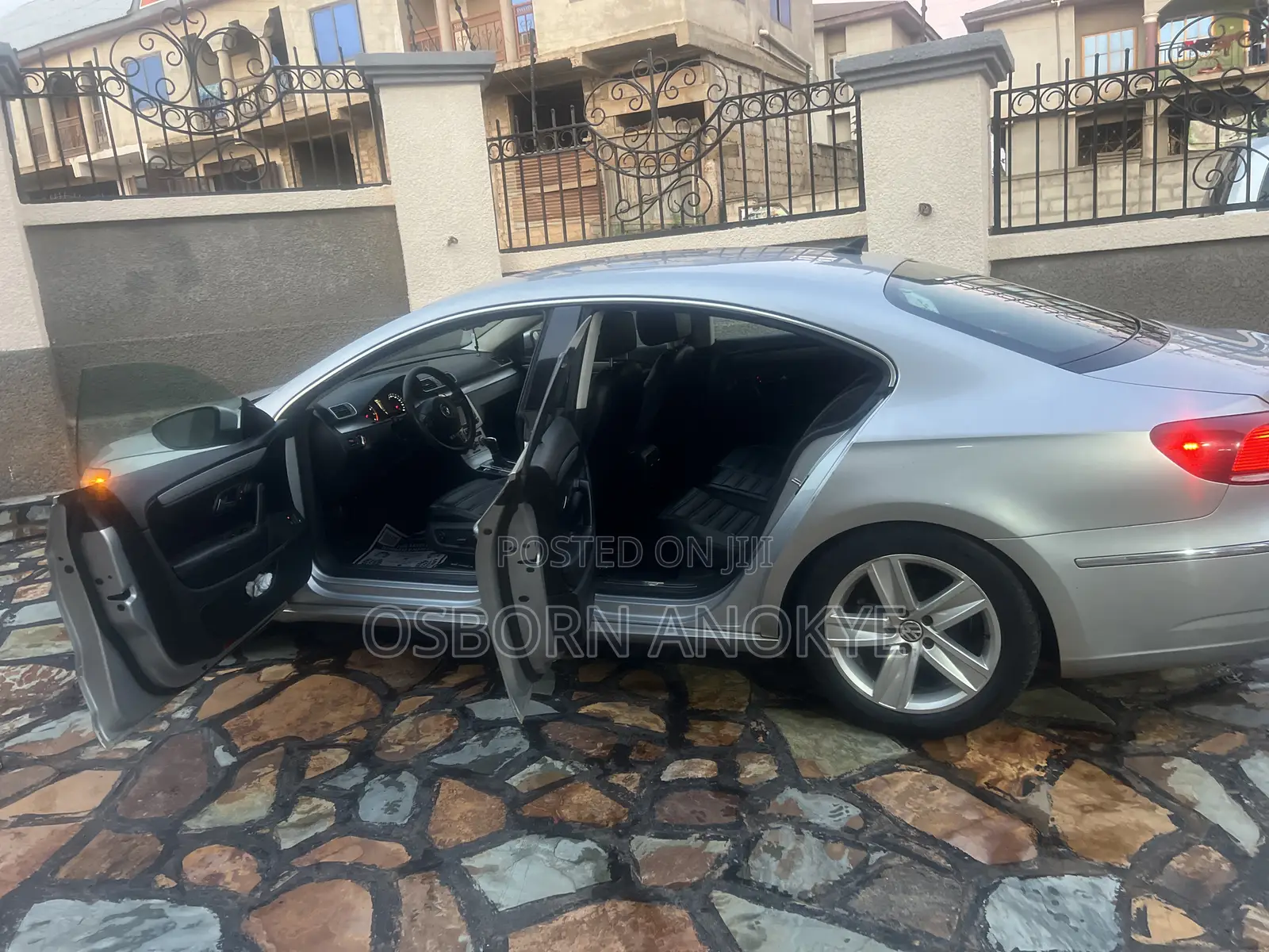 Volkswagen Passat 2013 Silver