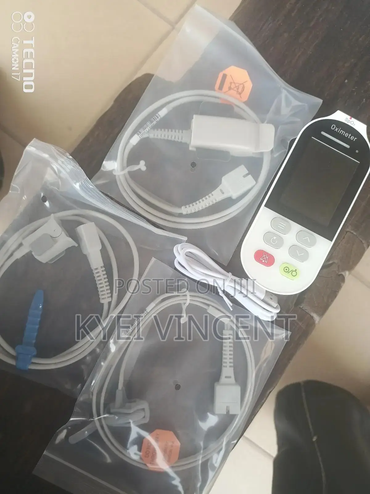 Handheld Pulse Oximeter With 3 Probes