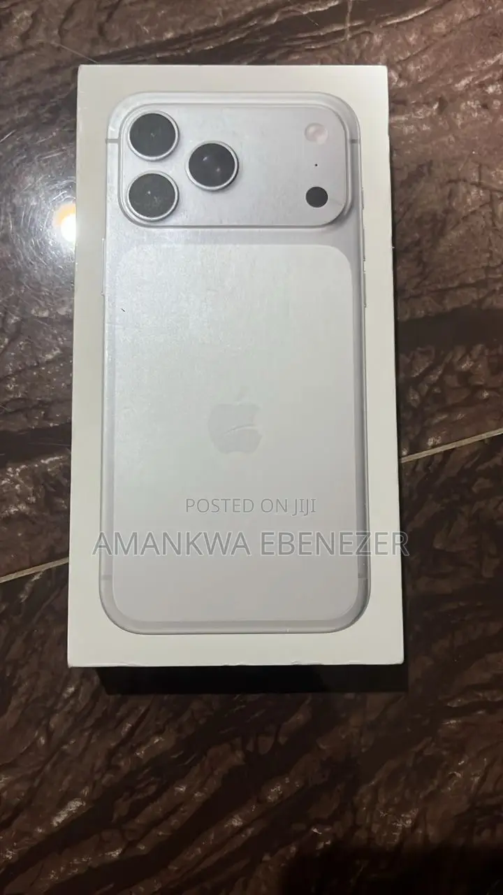 New Apple iPhone 17 Pro Max 256 GB Silver