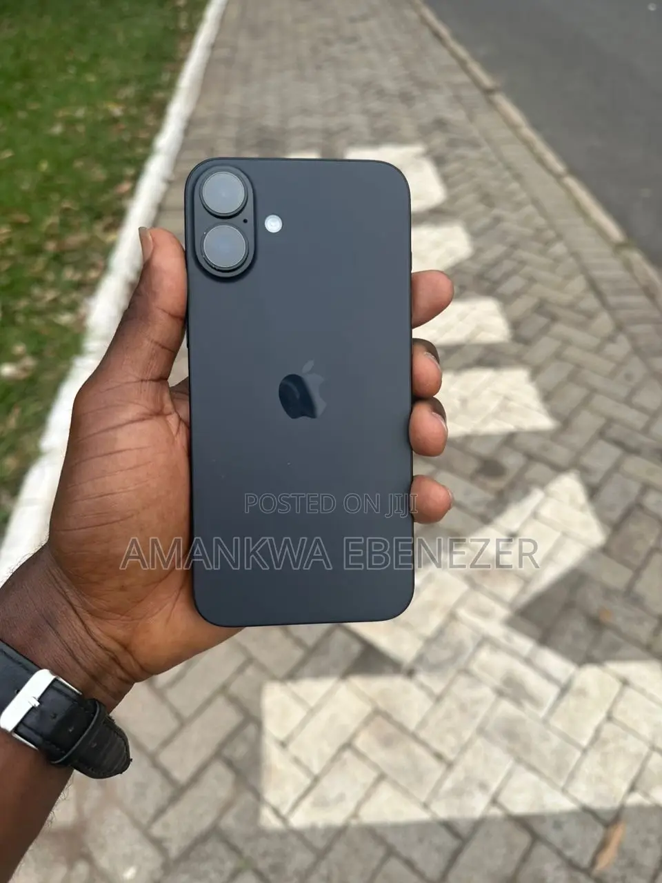 New Apple iPhone 16 128 GB Black