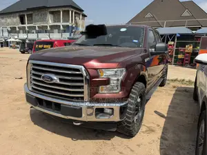 Ford F-150 Limited 4x4 SuperCrew Cab Styleside 5.5 ft. box 145 in. WB