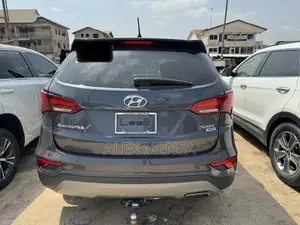 Hyundai Santa Fe 2018 Gray