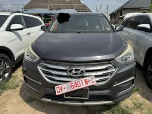 Hyundai Santa Fe 2018 Gray