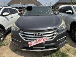 Hyundai Santa Fe 2018 Gray