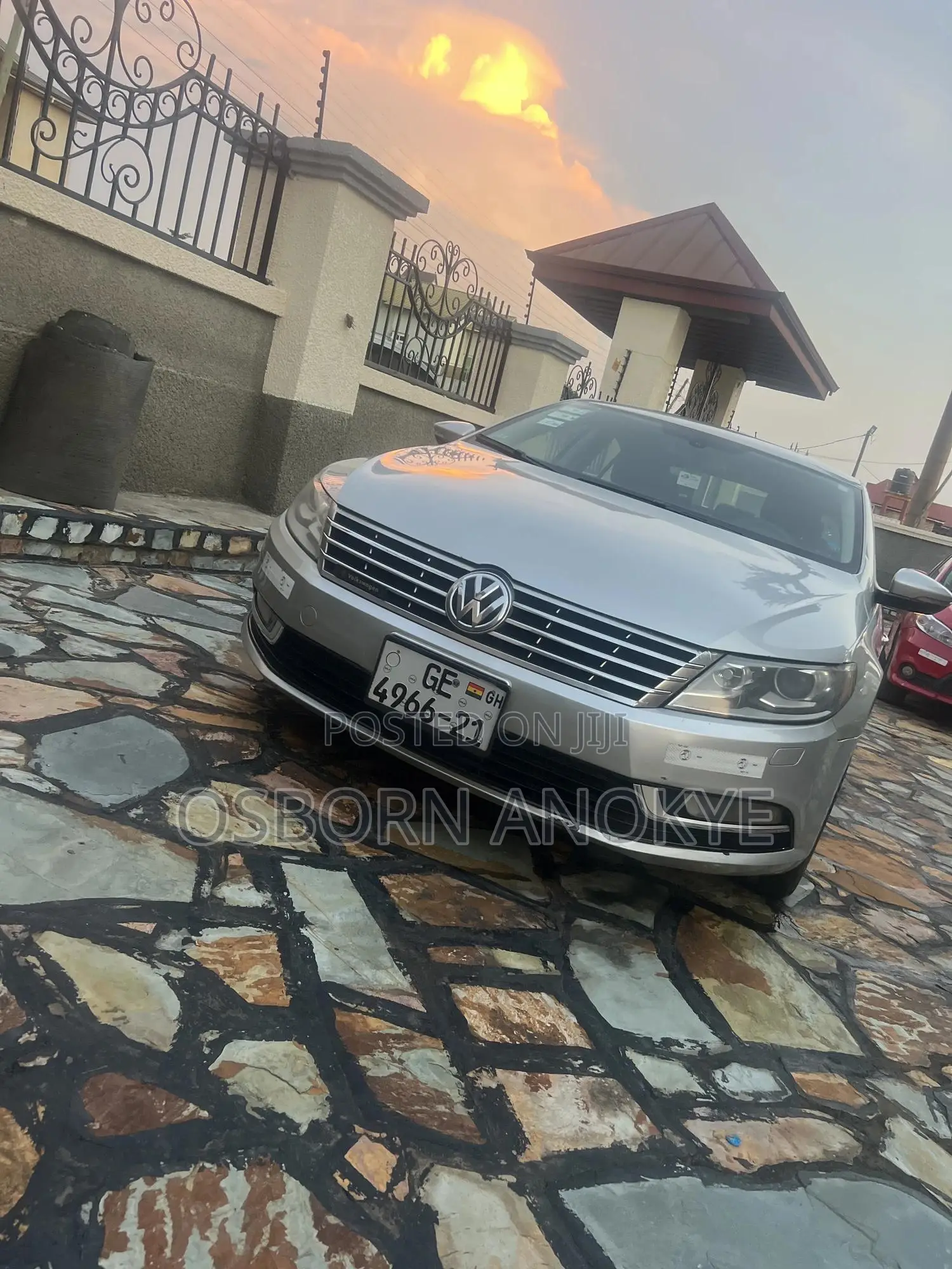 Volkswagen Passat 2013 Silver