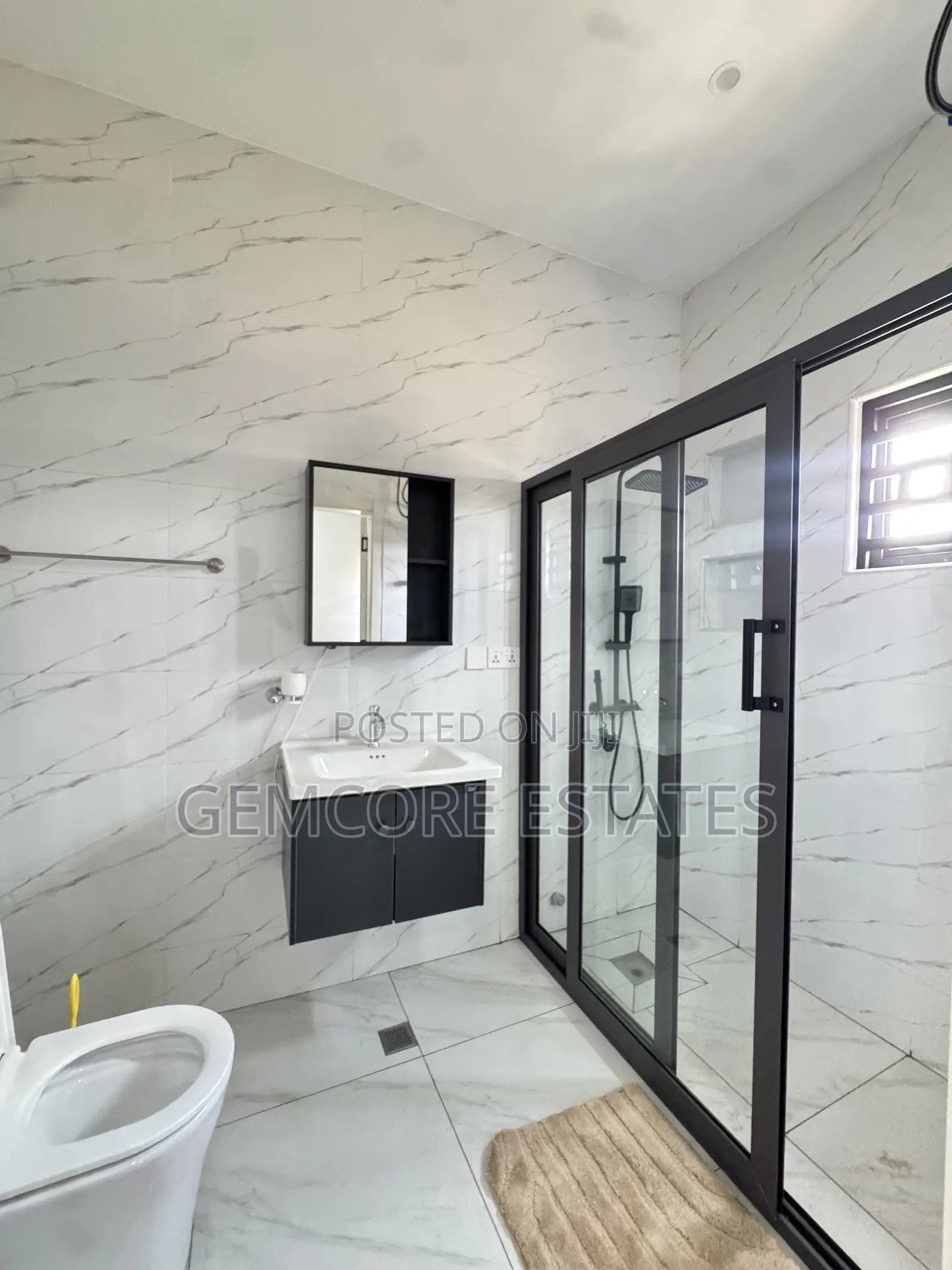 3bdrm House in East Legon Hills, Ashaley Botwe for sale