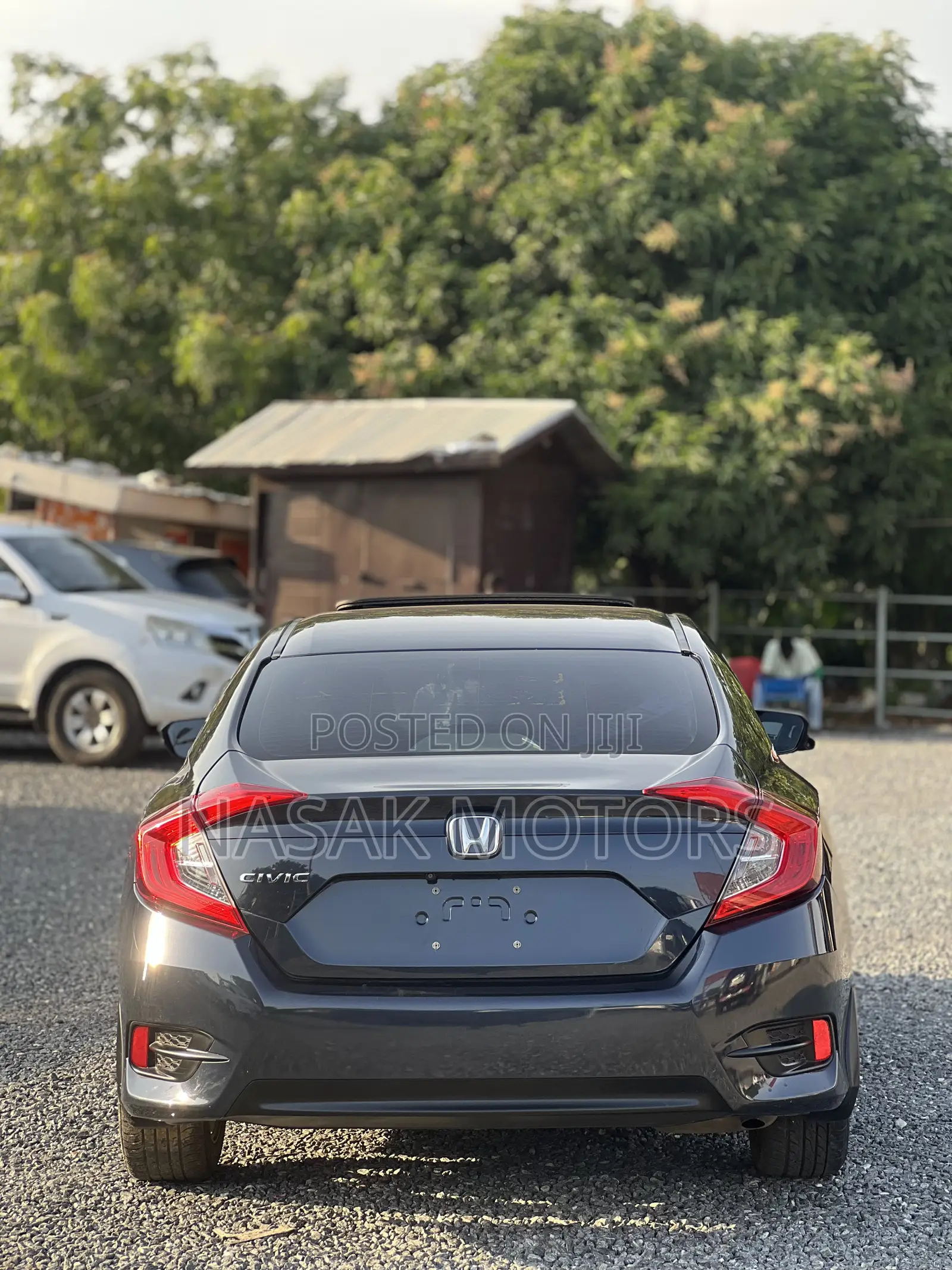 Honda Civic EX 4dr Sedan (2.0L 4cyl) 2017 Gray