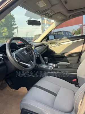 Honda Civic EX 4dr Sedan (2.0L 4cyl) 2017 Gray