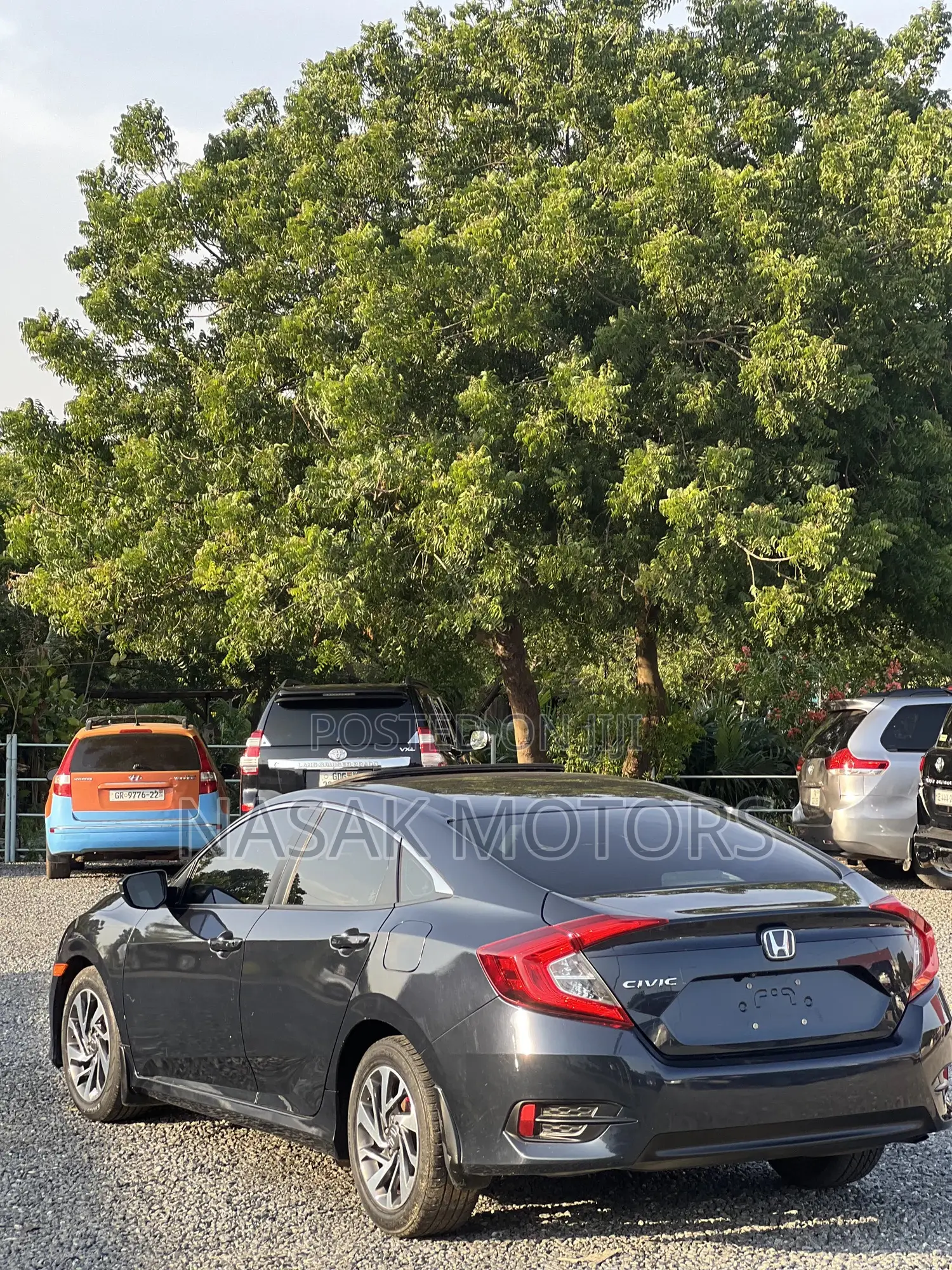 Honda Civic EX 4dr Sedan (2.0L 4cyl) 2017 Gray