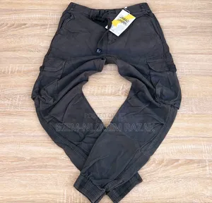 Topmost Quality Free Leg N Bumper Cargo Pants Available
