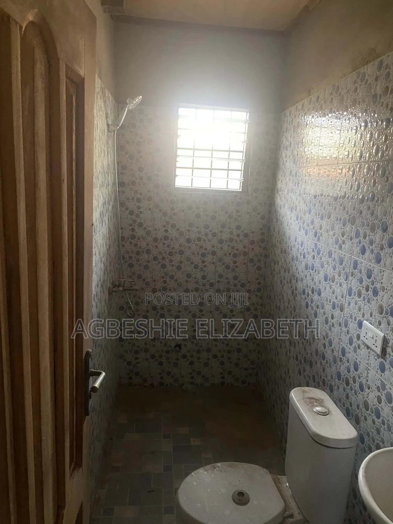 1bdrm Room & Parlour in Weija for rent